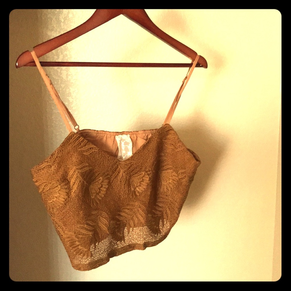 Lovely lace crop tank